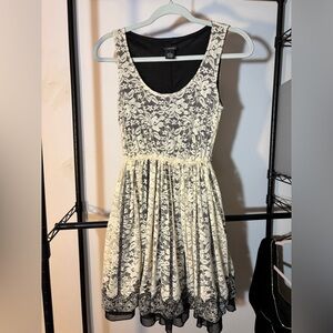 Cream and black lace dress rue 21 size S